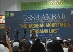 Muhasabah Akhir Tahun Bersama UAS, Ribuan Warga Riau Padati Masjid Raya Annur